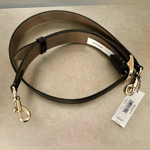 Coach Black and Dark Stone Leather Strap Accessory. 41-49" long/1.25" wide - Picture 1 of 10